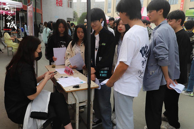 谷城職教中心舉辦2022屆畢業生就業推介會，聚焦信息技術咨詢服務領域